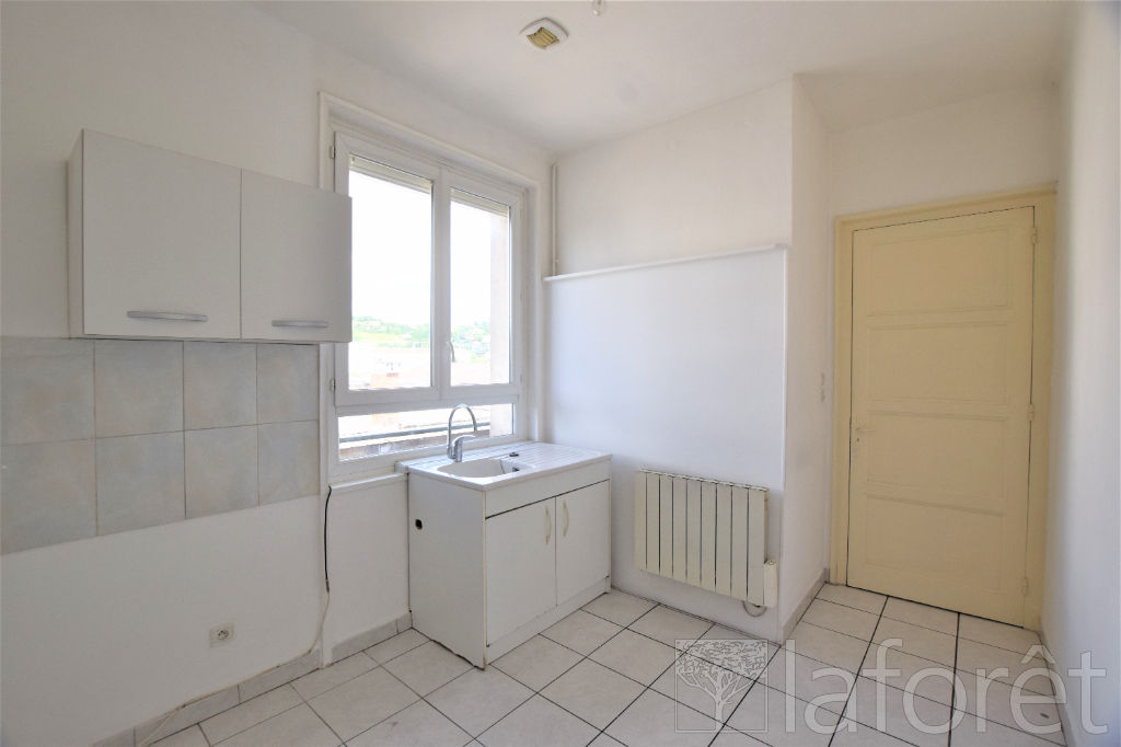 Maison à louer, 27m², Givors