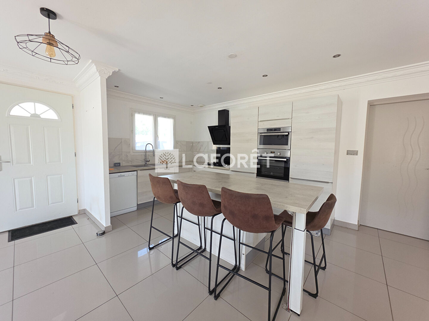 Maison a louer meyzieu - 5 pièce(s) - 92 m2 - Surfyn