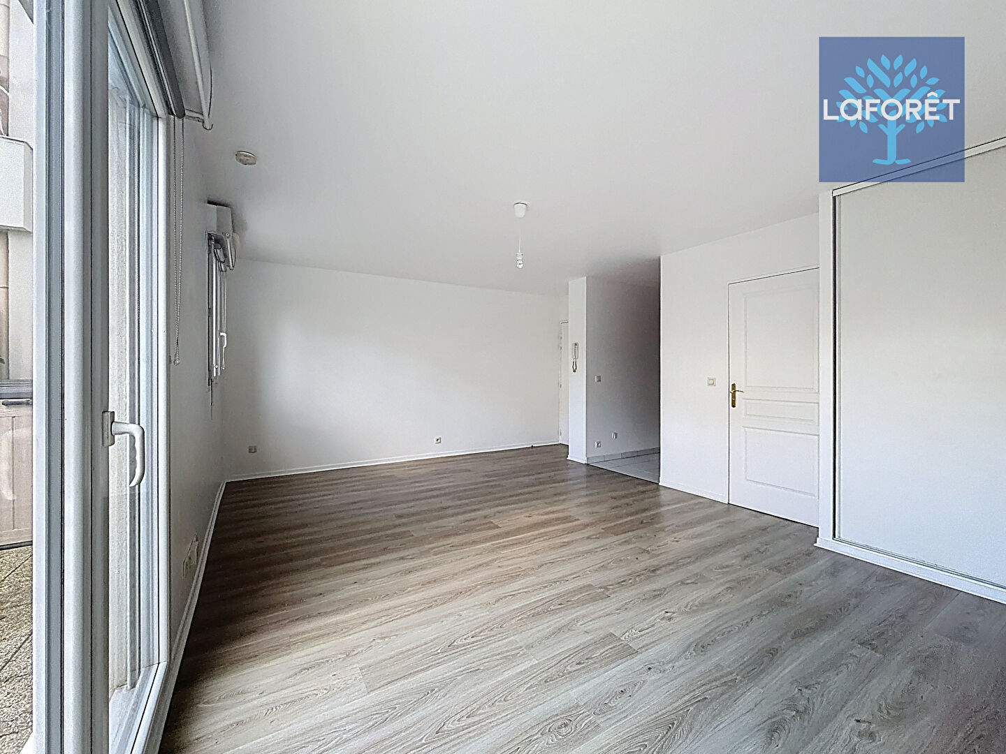 Appartement a louer noisy-le-grand - 1 pièce(s) - 33.22 m2 - Surfyn