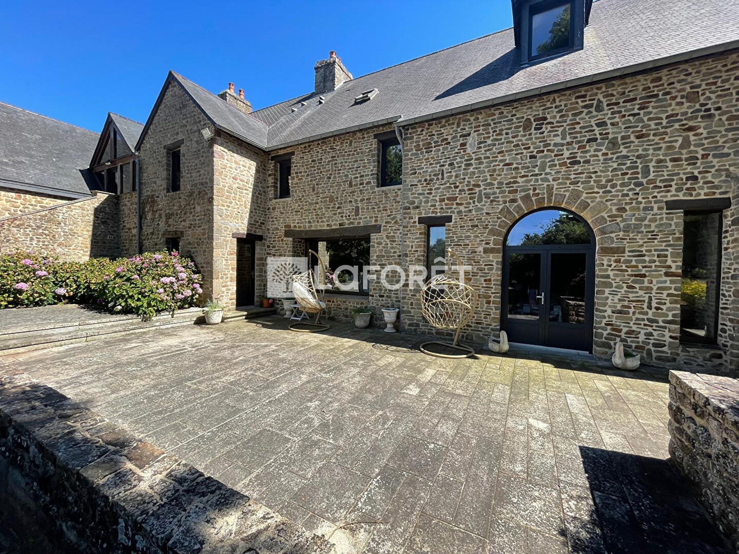 Maison à vendre, 587m², SAINT AUBIN DES PREAUX