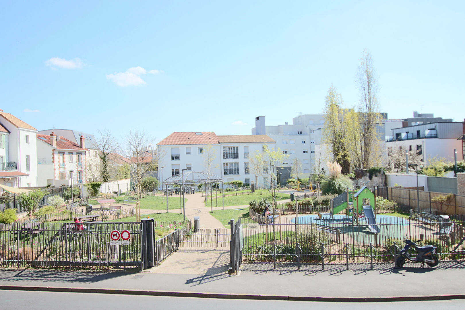 Appartement a louer houilles - 5 pièce(s) - 108.77 m2 - Surfyn