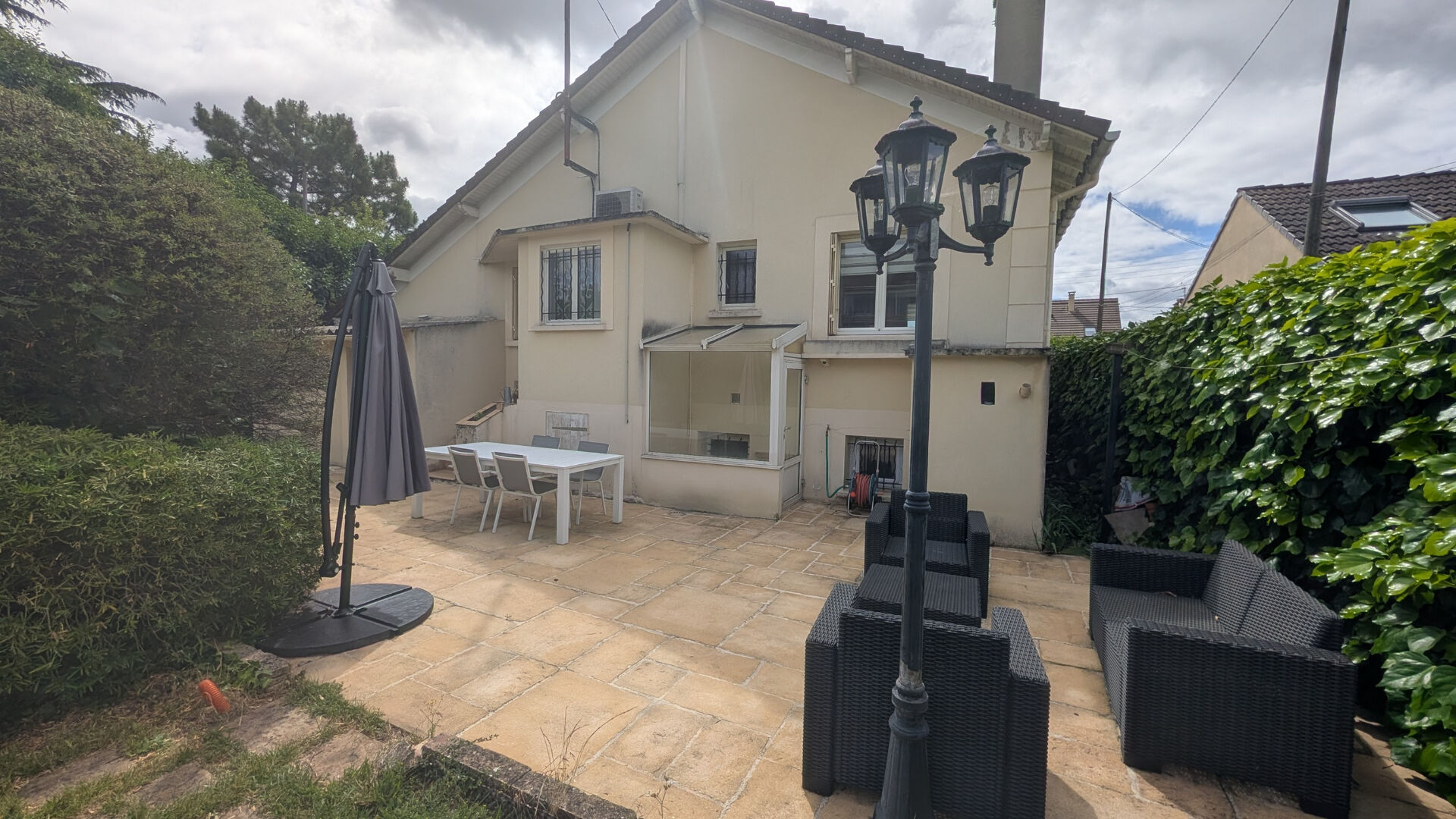 Maison à vendre, 106m², HOUILLES