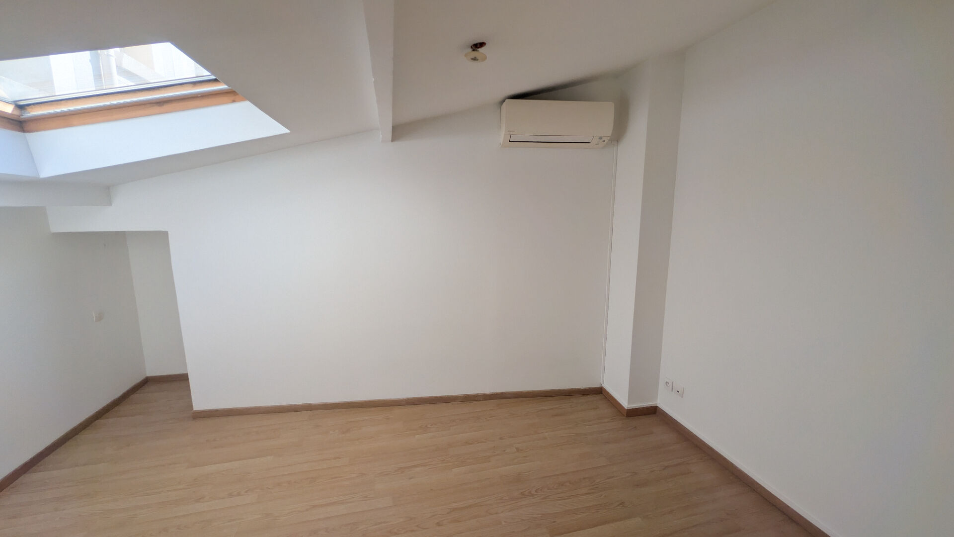 Appartement T3 - 66m² - HOUILLES — 3 pièces, 66 m², 2 chambres — photo 4