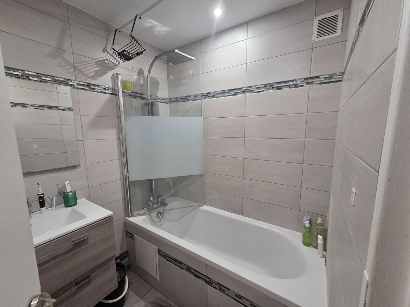Appartement T3 - 60m² - HOUILLES — 3 pièces, 60 m², 2 chambres — photo 3