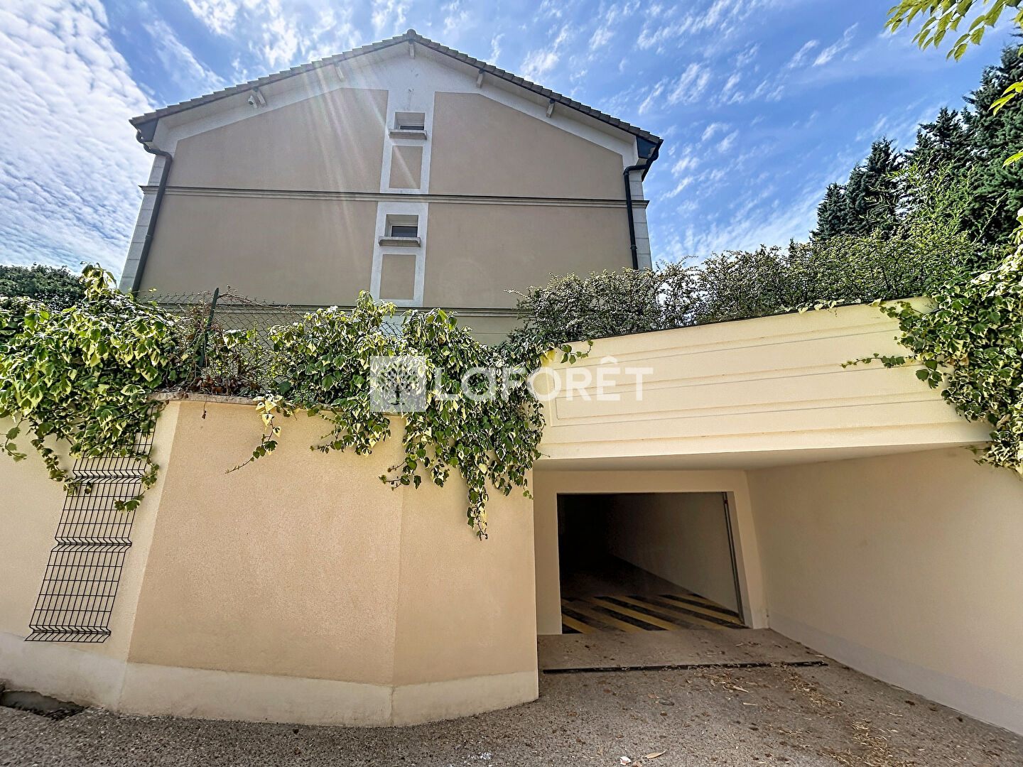 Maison à louer, 285m², LA CELLE SAINT CLOUD