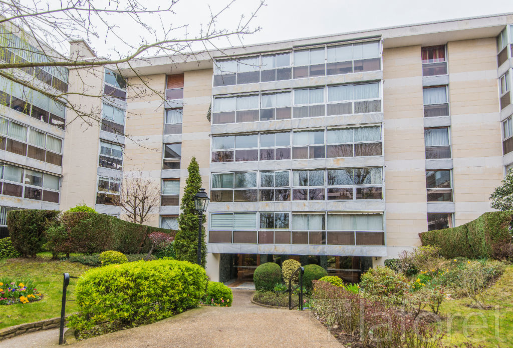 Achat appartement près de Le ChesnayRocquencourt 5 pièce(s) 130 m² 579 000 € ⇔ Laforêt Achat appartement près de Le ChesnayRocquencourt 5 pièce(s) 130 m² 579 000 € ⇔ Laforêt