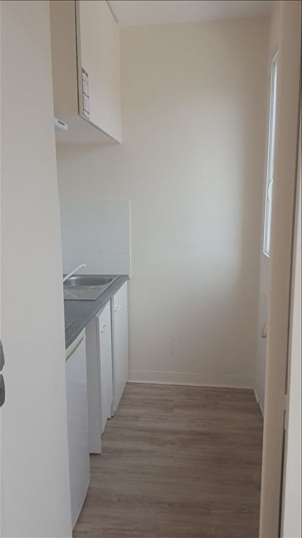 Maison à louer, 18m², LEVALLOIS PERRET