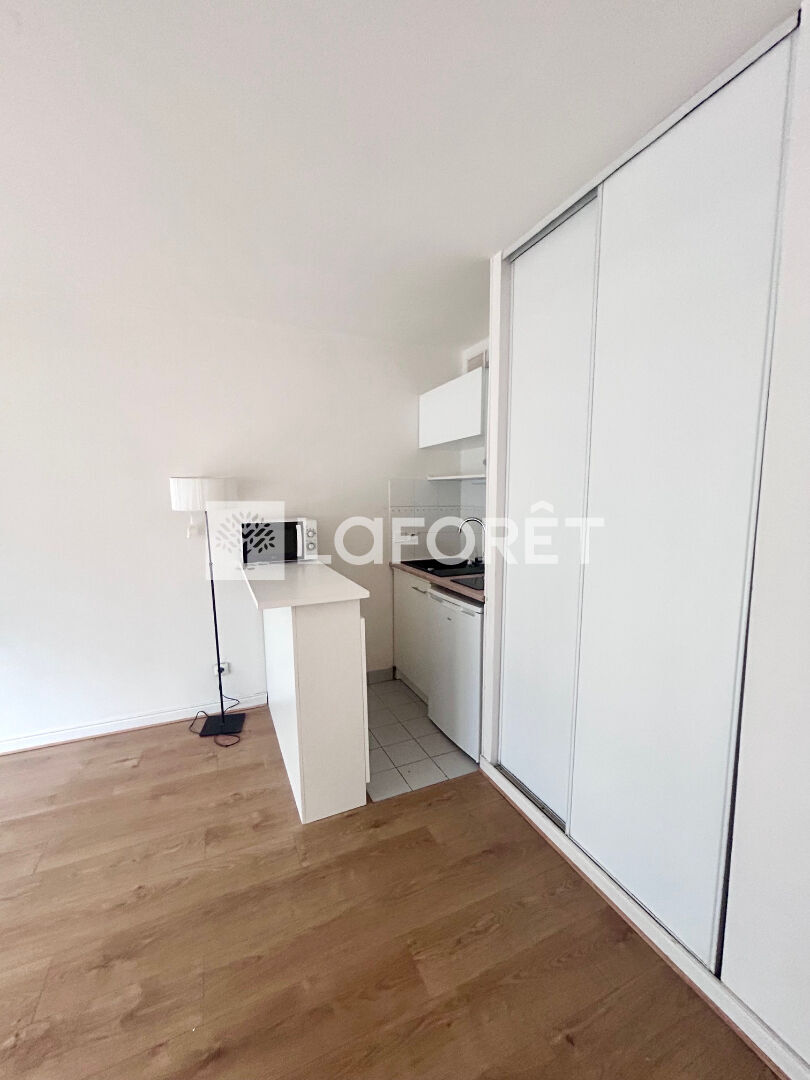 Appartement a louer levallois-perret - 1 pièce(s) - 26.51 m2 - Surfyn