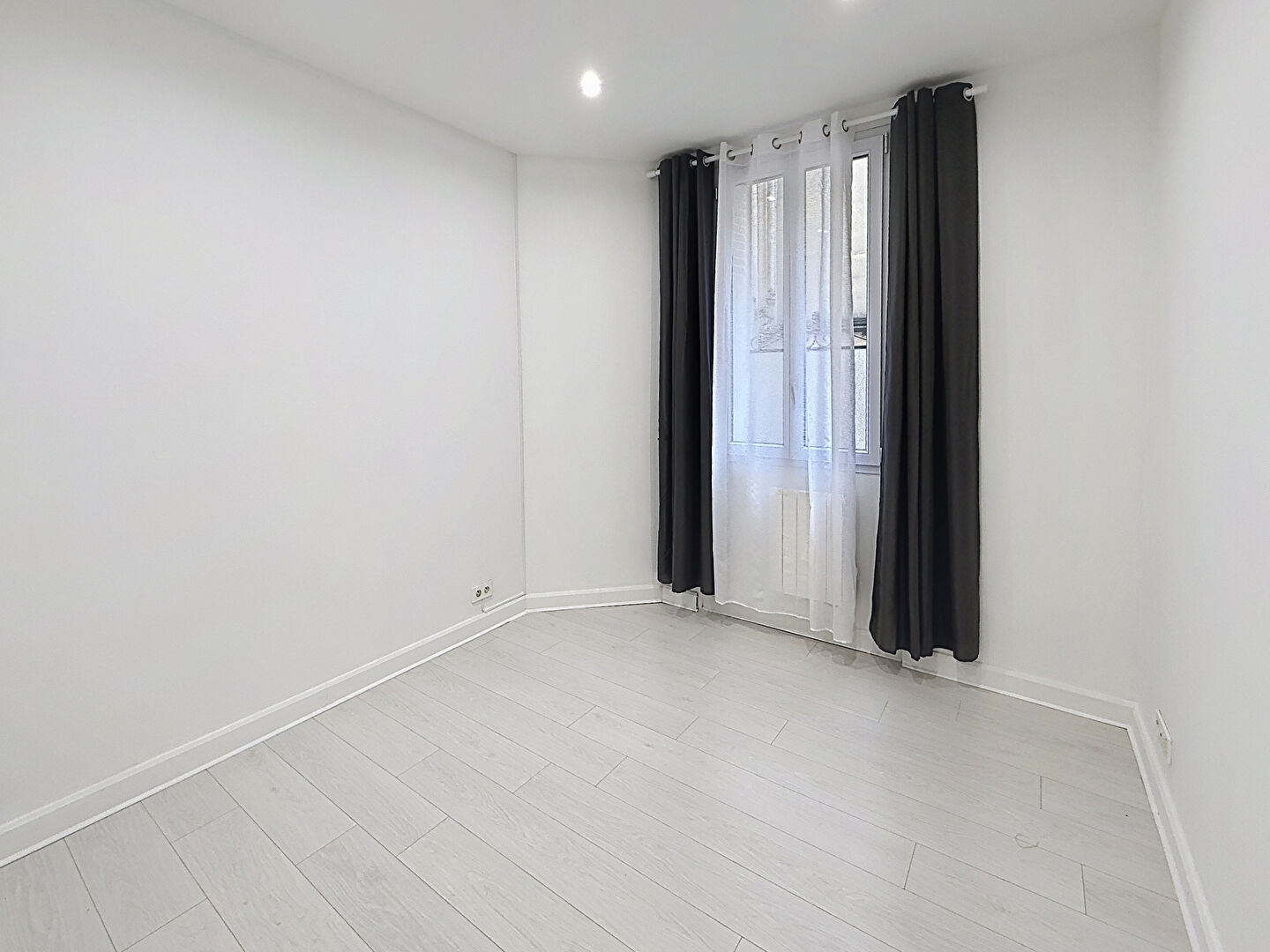 Maison à vendre, 43m², LEVALLOIS PERRET