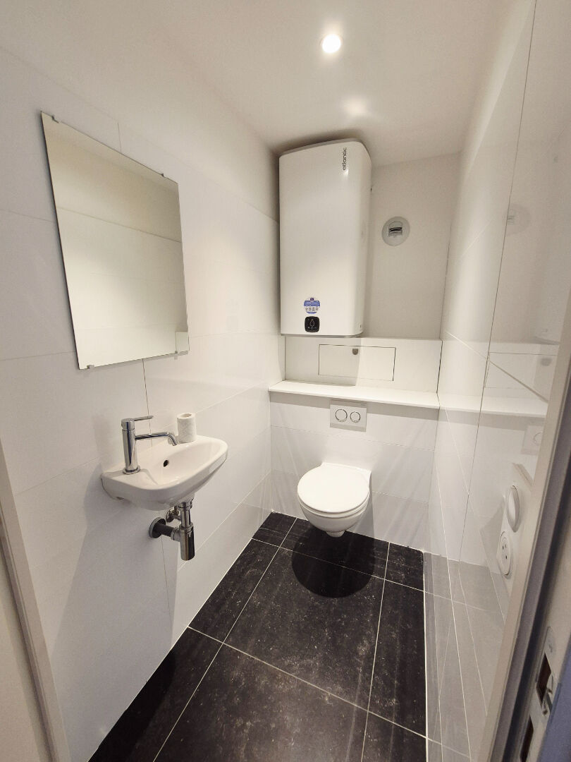 Appartement a louer  - 4 pièce(s) - 75.28 m2 - Surfyn