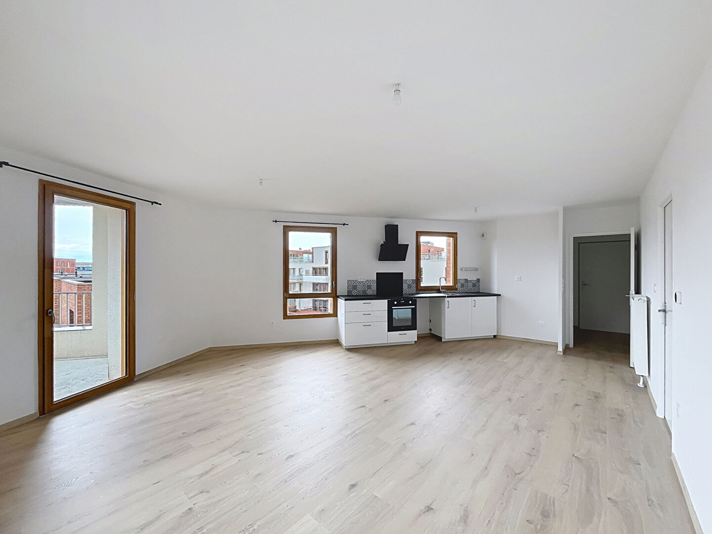 Appartement a louer  - 4 pièce(s) - 75.9 m2 - Surfyn