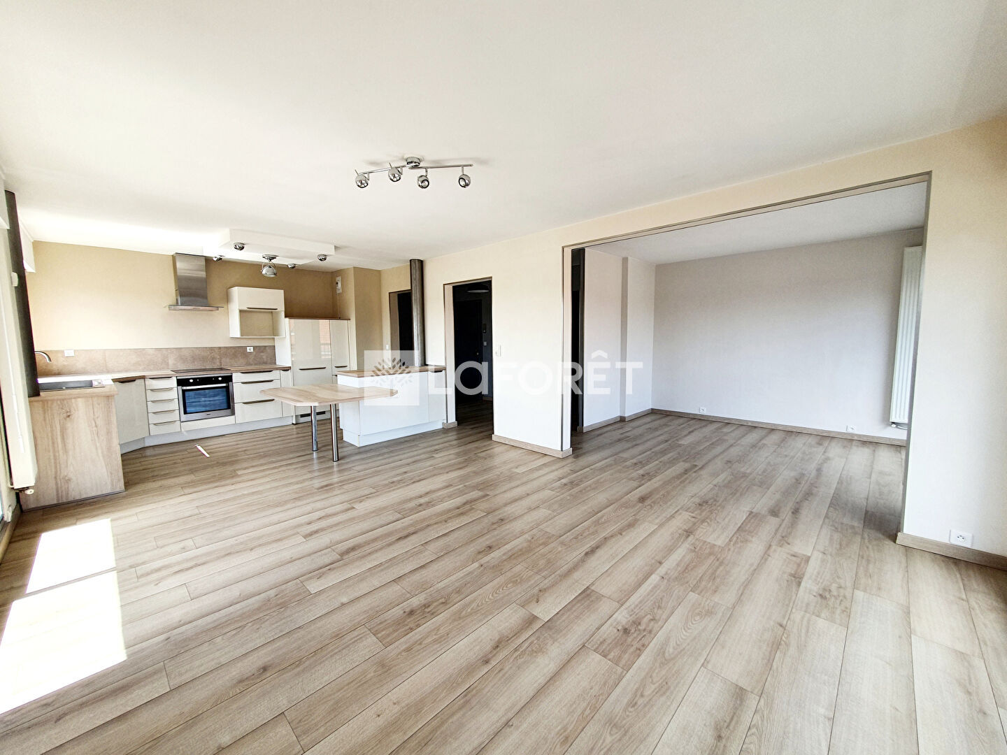 Appartement a louer  - 2 pièce(s) - 72.09 m2 - Surfyn