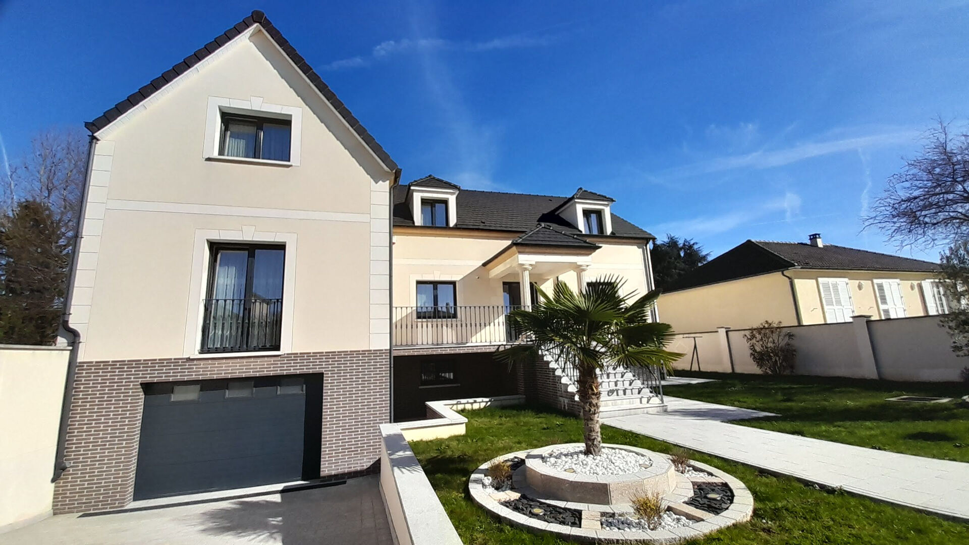 Maison à louer, 274m², Moissy-Cramayel