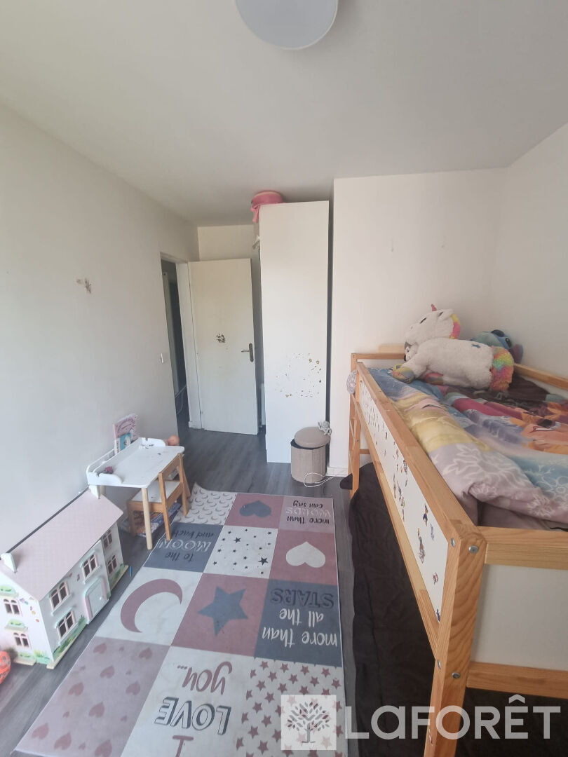 Appartement T4 - 79m² - Livry-Gargan — 4 pièces, 79 m², 3 chambres — photo 8