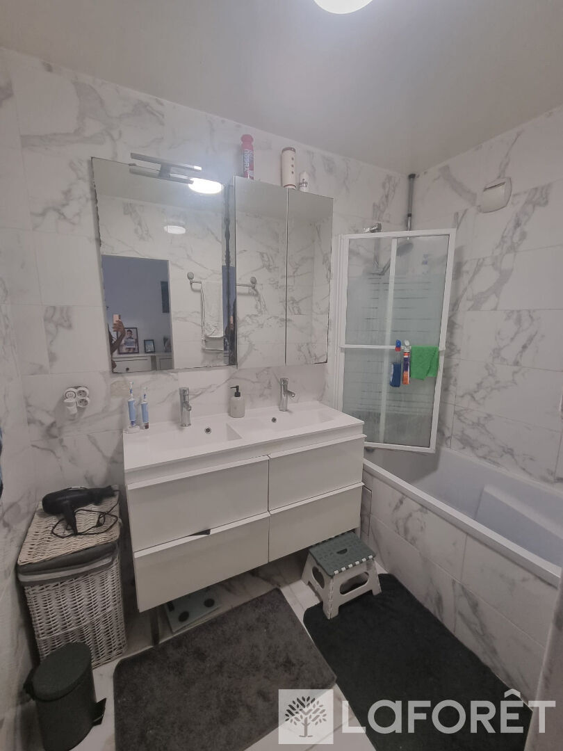 Appartement T4 - 79m² - Livry-Gargan — 4 pièces, 79 m², 3 chambres — photo 10