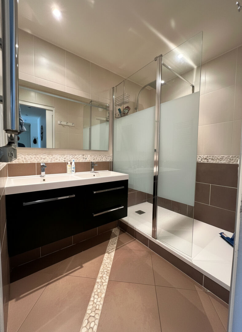 Appartement T3 - 61m² - Livry-Gargan — 3 pièces, 61 m², 2 chambres — photo 6