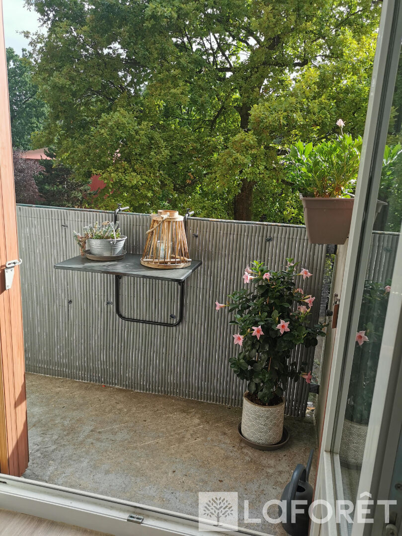 T2 Apartment - 44m² - LIVRY GARGAN — 2-room, 44 sqm, 1 bedroom — photo 4