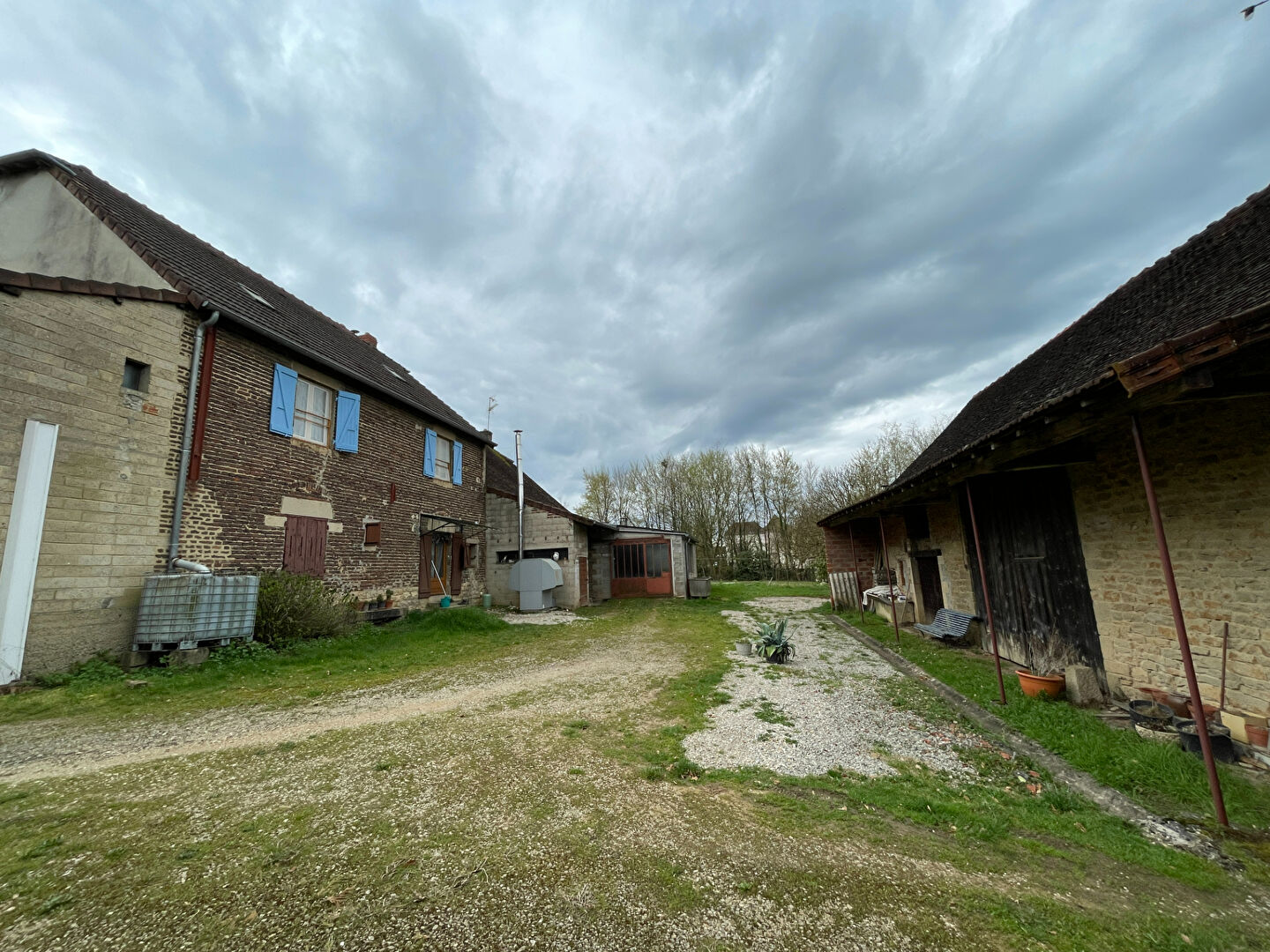 Maison à vendre, 300m², SAVIGNY EN REVERMONT