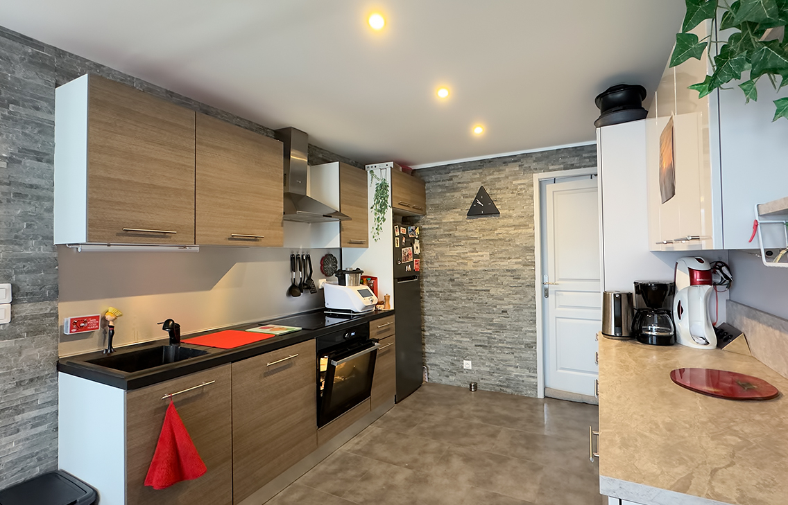 Maison à vendre, 56m², MONTMOROT