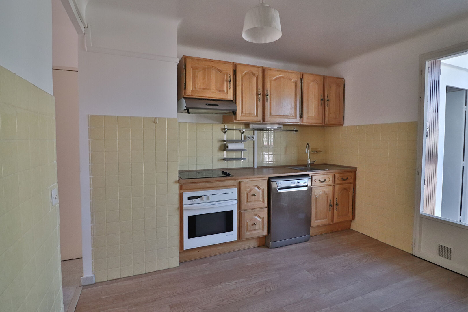 Appartement a louer marseille-1er-arrondissement - 3 pièce(s) - 68.03 m2 - Surfyn