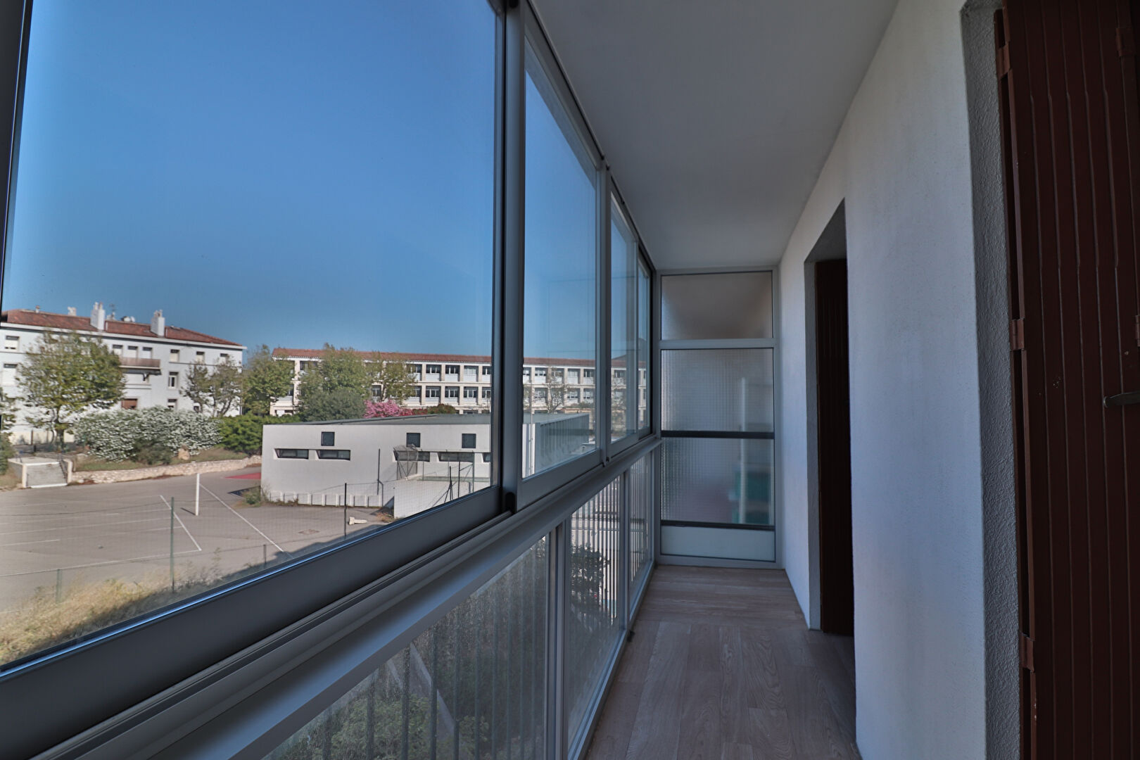 Appartement a louer marseille-1er-arrondissement - 3 pièce(s) - 68.03 m2 - Surfyn