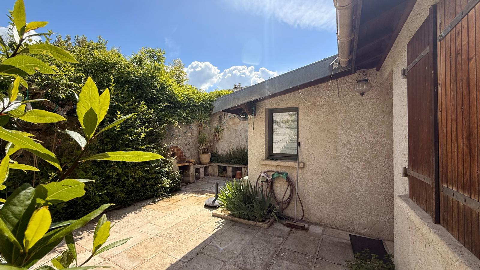 Maison à vendre, 93m², SAINT MAUR DES FOSSES