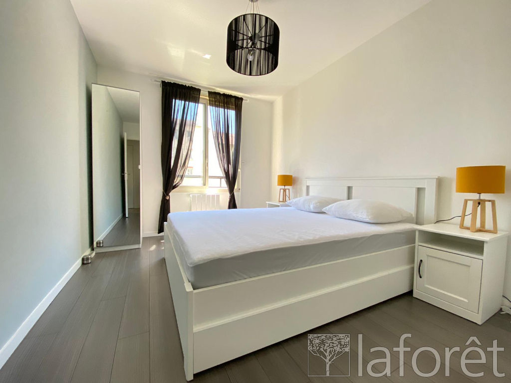 Appartement a louer lyon-4e-arrondissement - 2 pièce(s) - 50.94 m2 - Surfyn