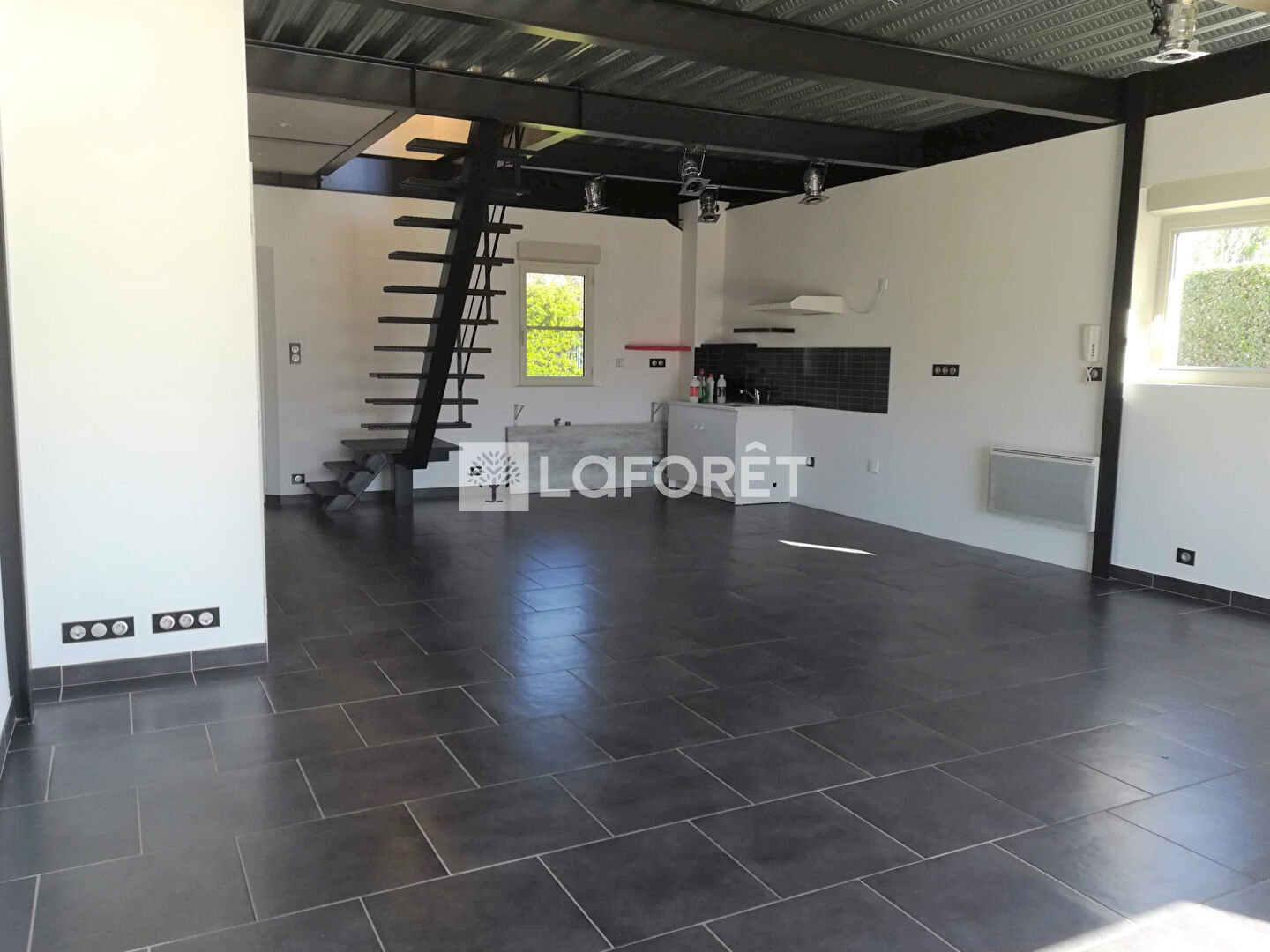 Maison à louer, 102m², MALLEMORT