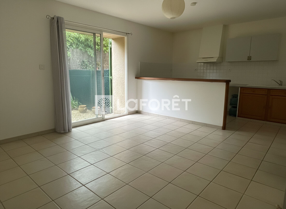 Maison à louer, 39m², Mallemort