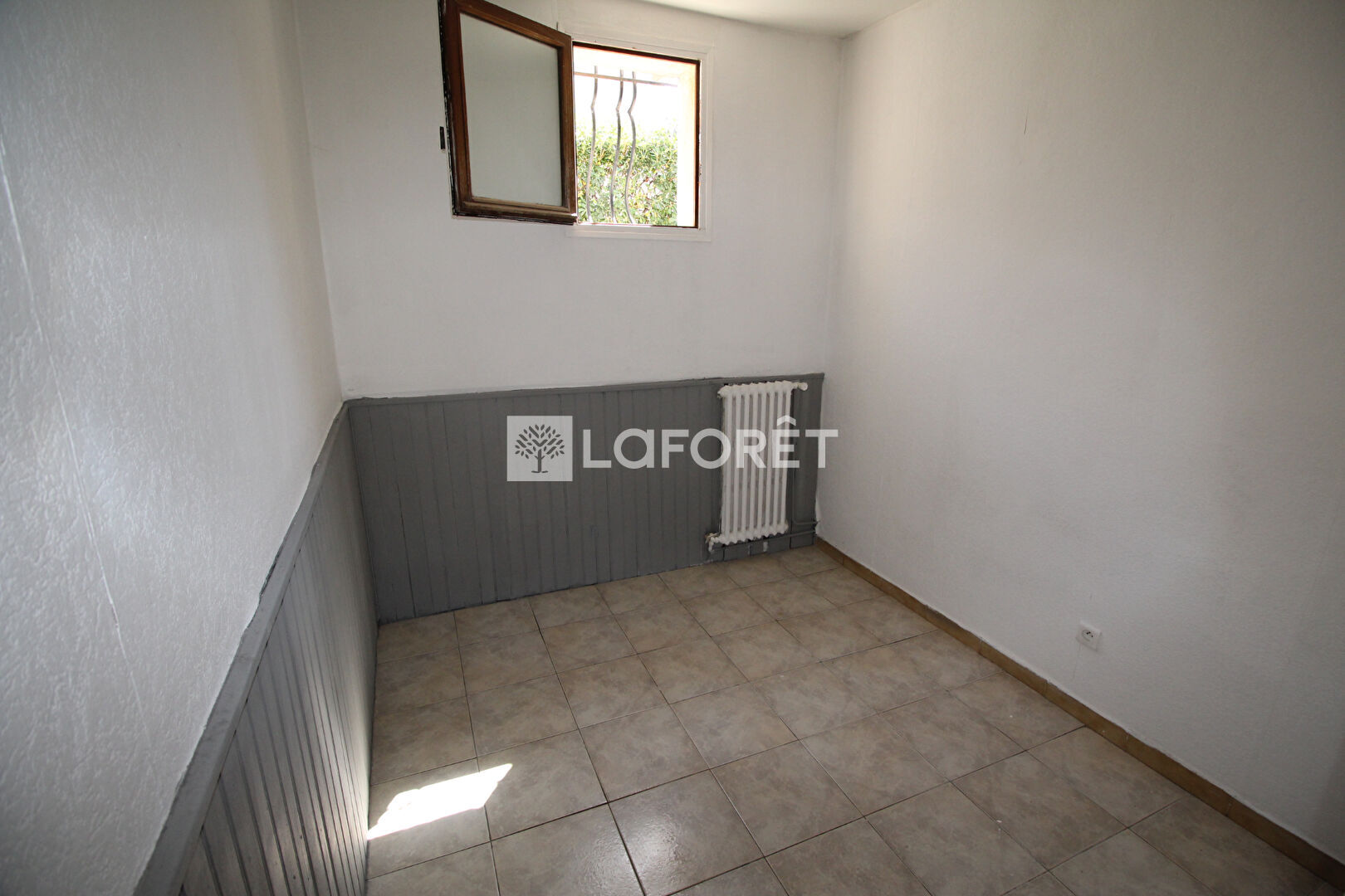Maison à louer, 25m², MARIGNANE