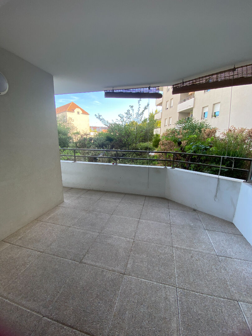 Maison à louer, 56m², Marseille 08