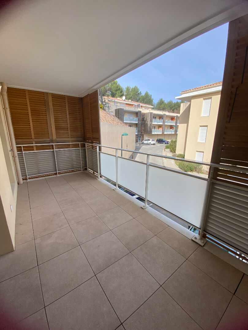 Maison à louer, 58m², Rousset