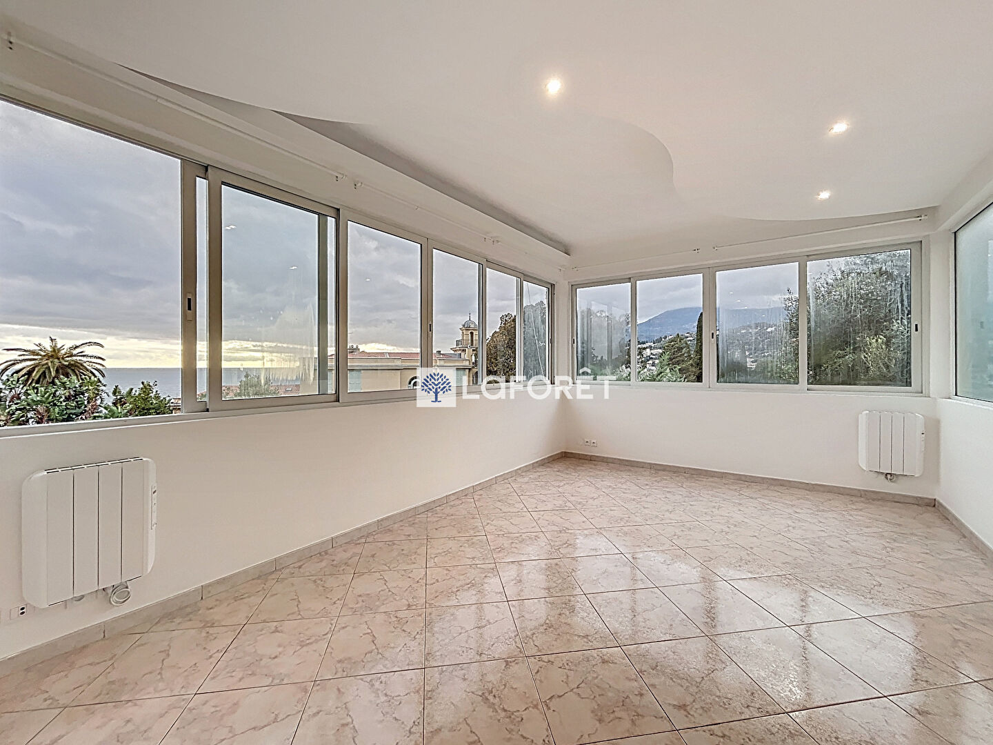 Maison à louer, 102m², Menton