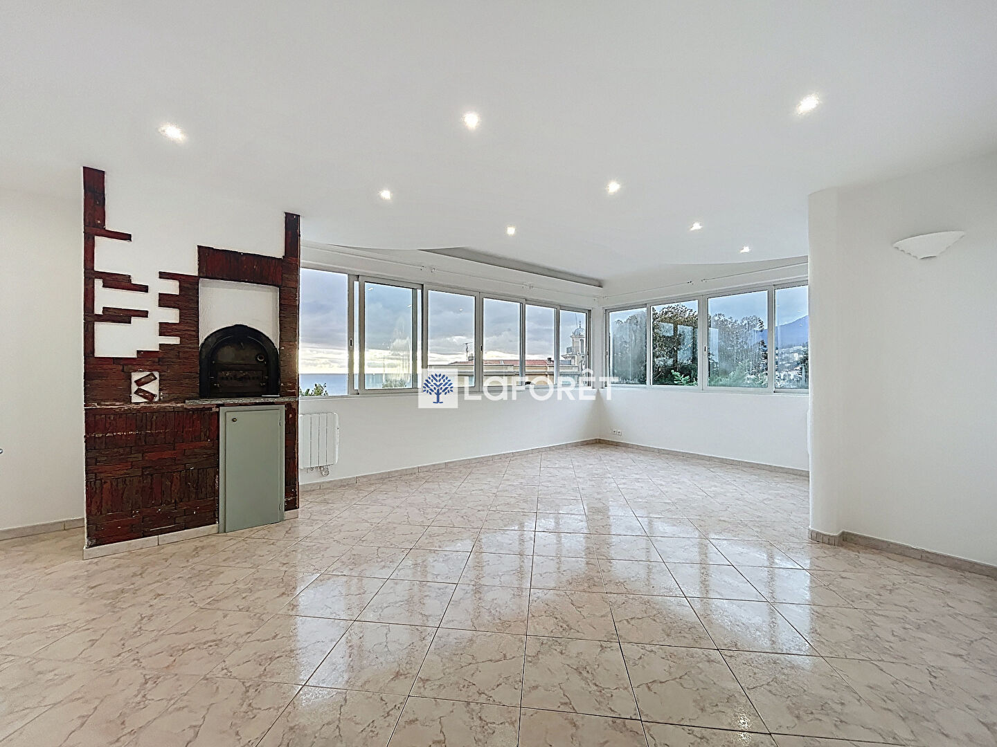 Maison à louer, 102m², Menton
