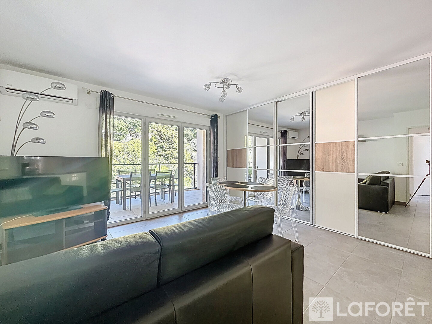 Maison à louer, 57m², Menton