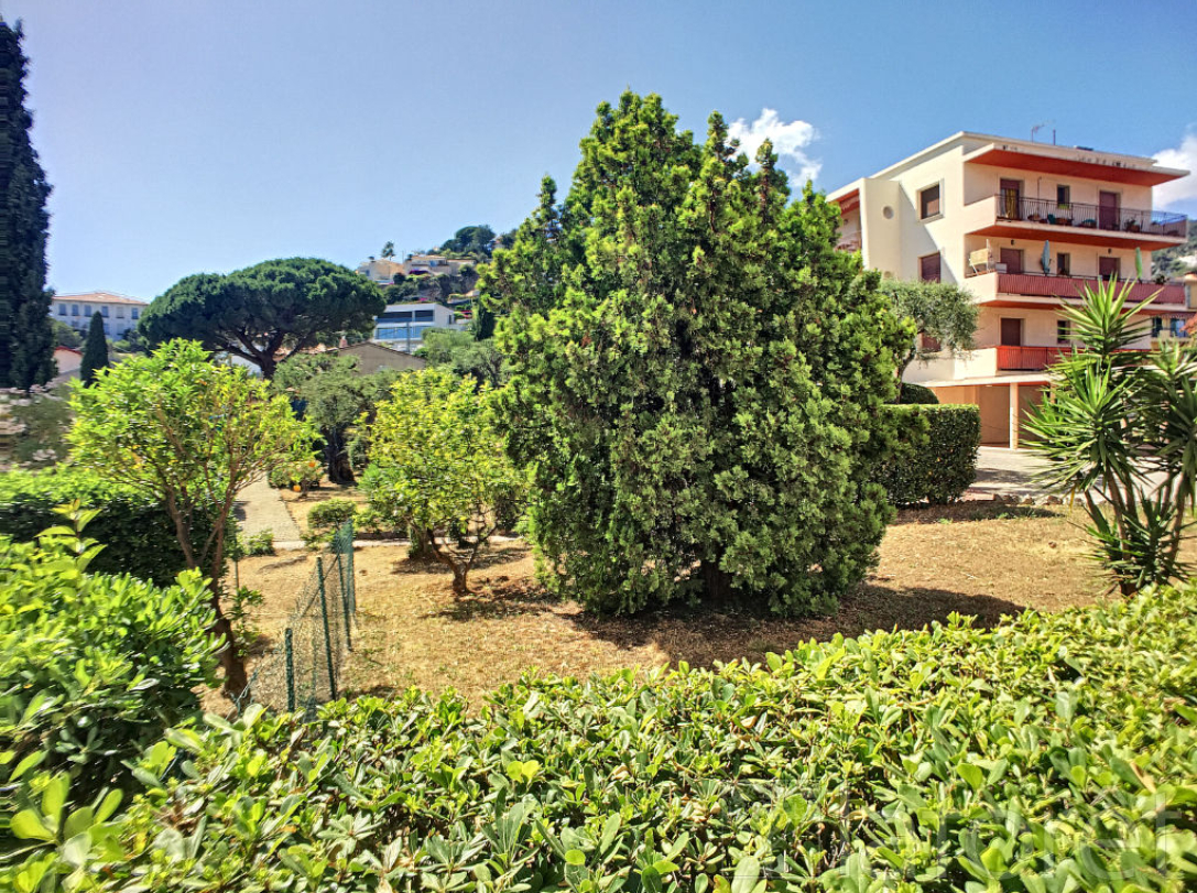 Maison à louer, 81m², ROQUEBRUNE-CAP-MARTIN