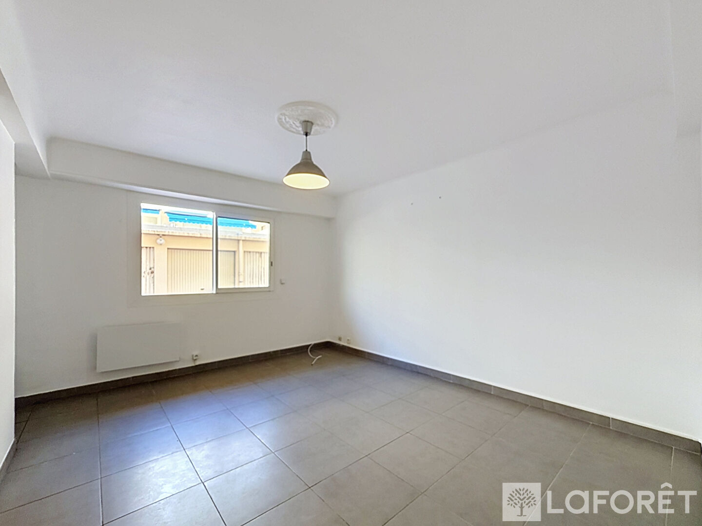 Maison à louer, 45m², MENTON