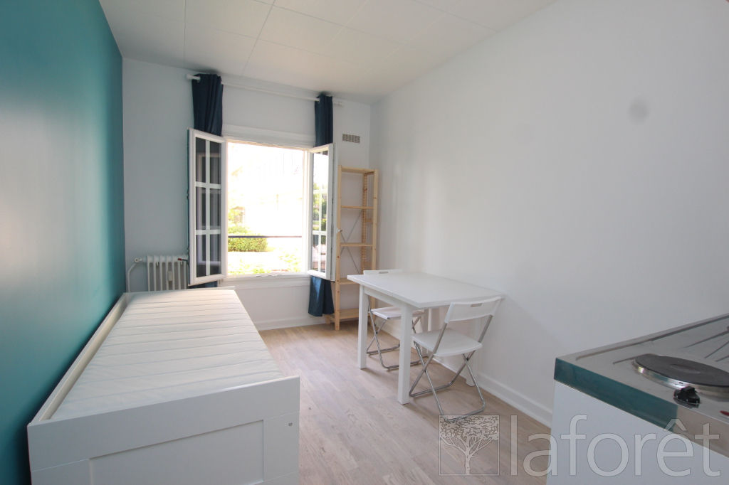 Maison à louer, 13m², MEUDON