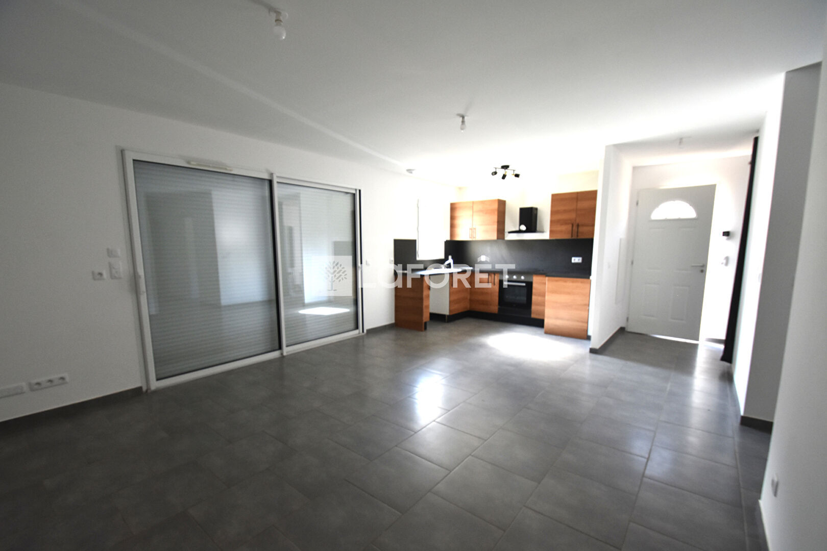 Maison à louer, 76m², Saint-Paul-en-Forêt