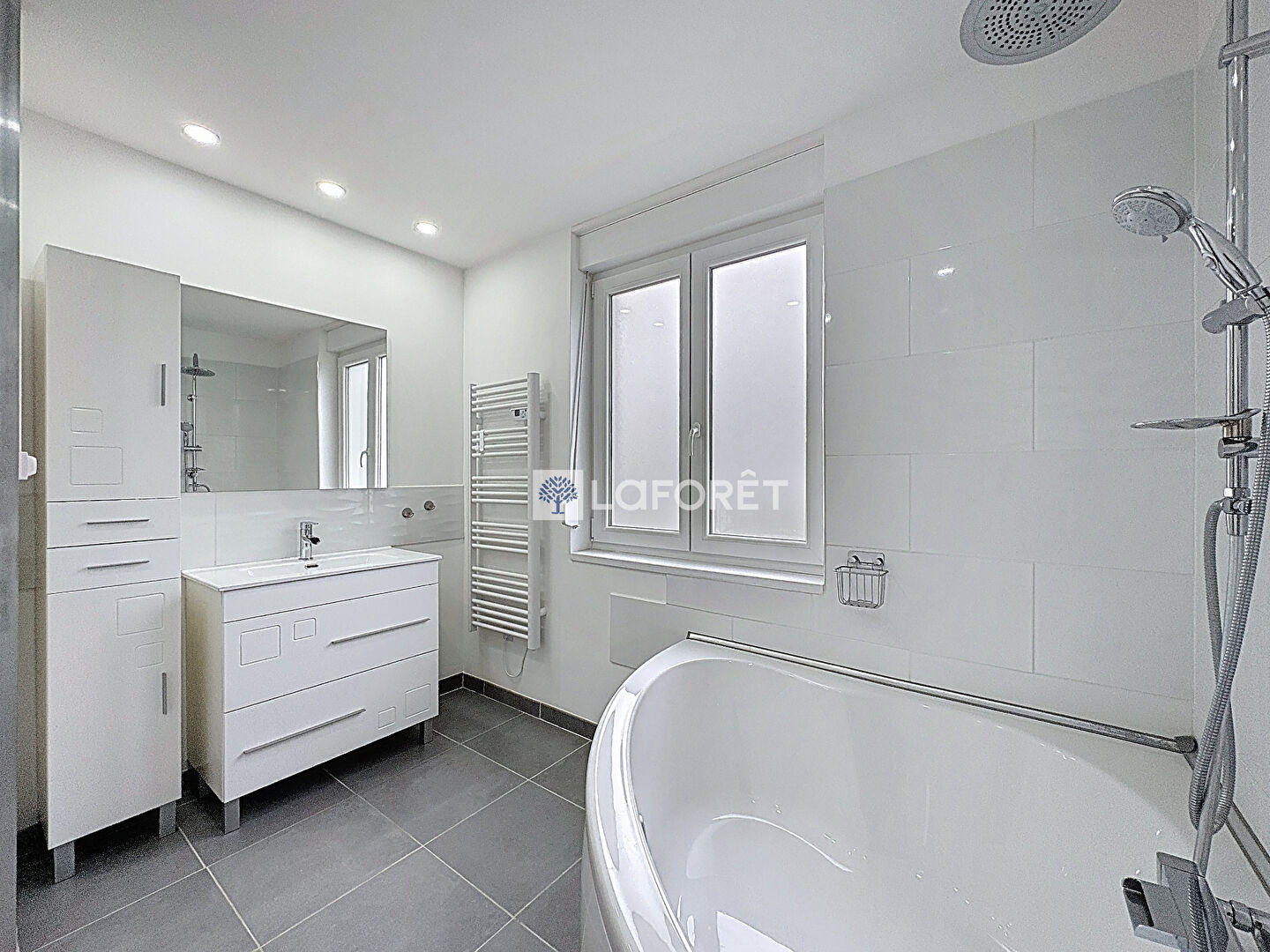 Maison à louer, 92m², Grand-Charmont