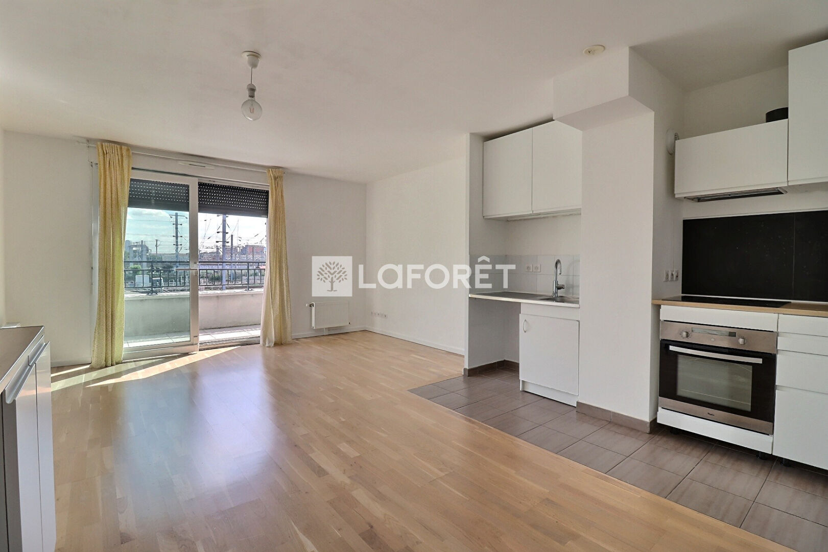 Appartement a louer saint-ouen-sur-seine - 4 pièce(s) - 78.67 m2 - Surfyn