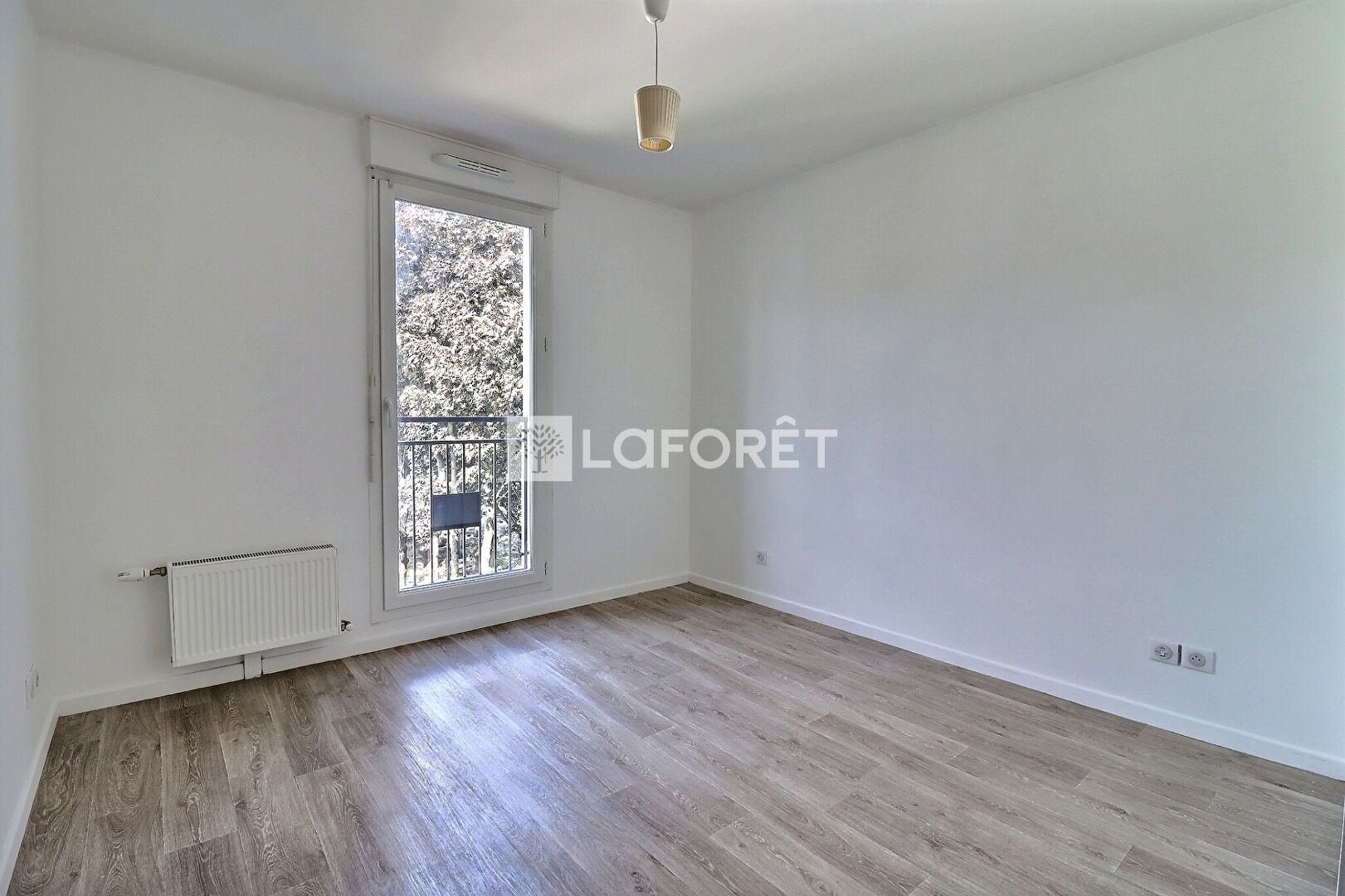 Appartement a louer saint-ouen-sur-seine - 4 pièce(s) - 78.67 m2 - Surfyn