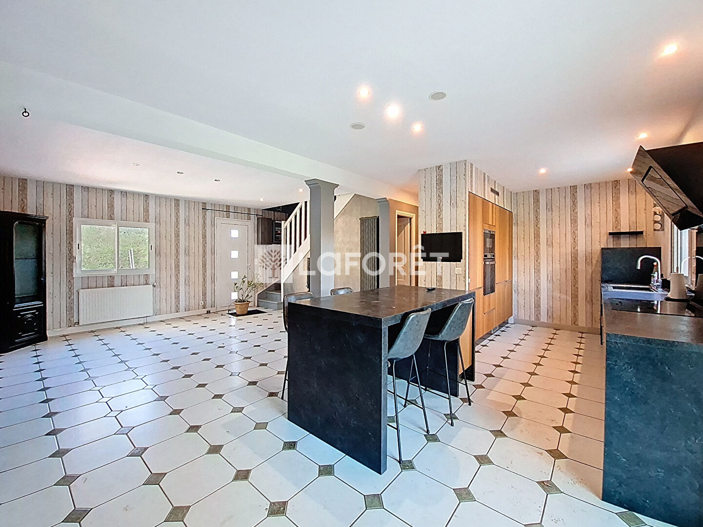 Maison à louer, 135m², Vert-Saint-Denis