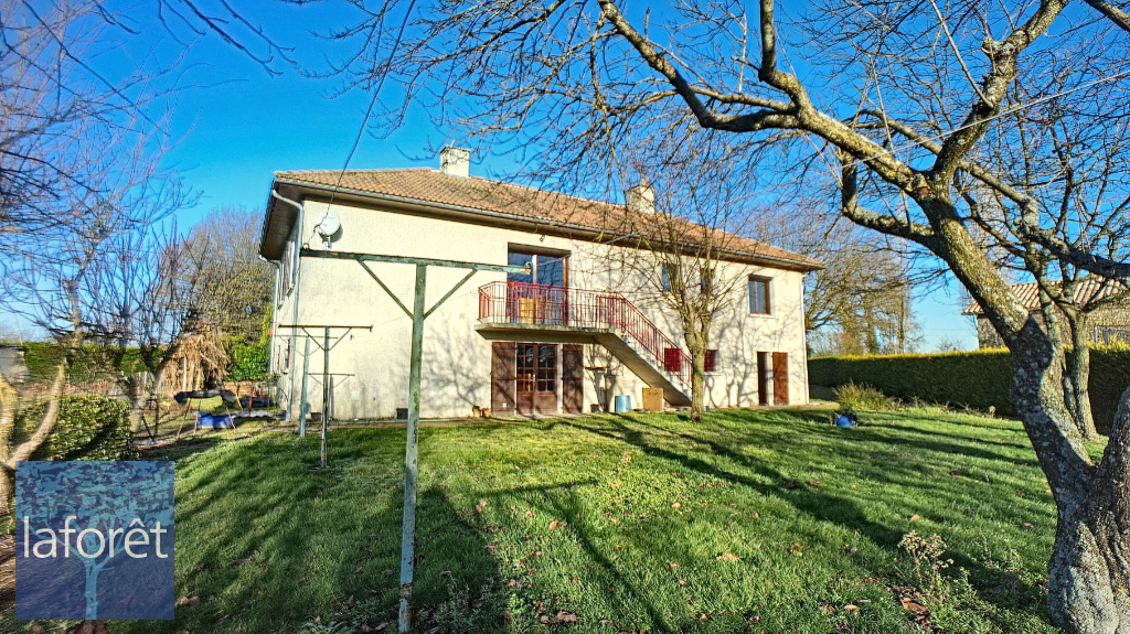 Achat maison La ChapelleSaintLaurent 7 pièce(s) 139 m² 169 200