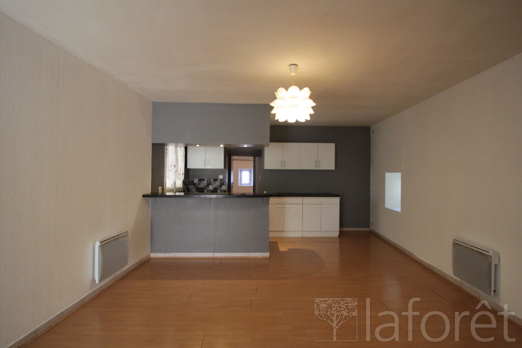 Maison à louer, 65m², Mornas