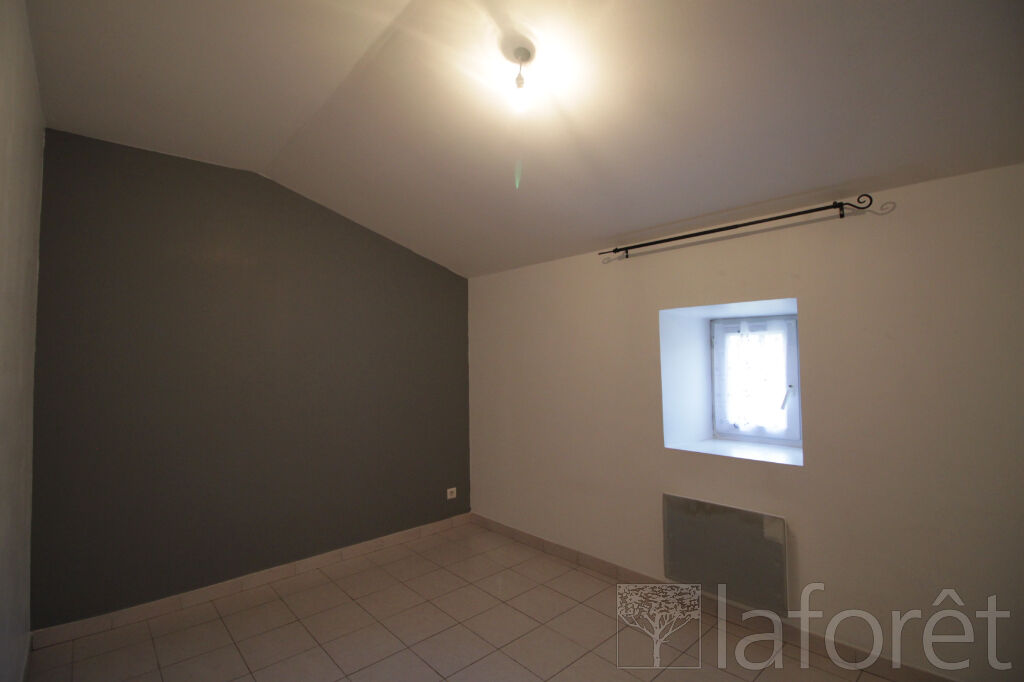Maison à louer, 65m², Mornas