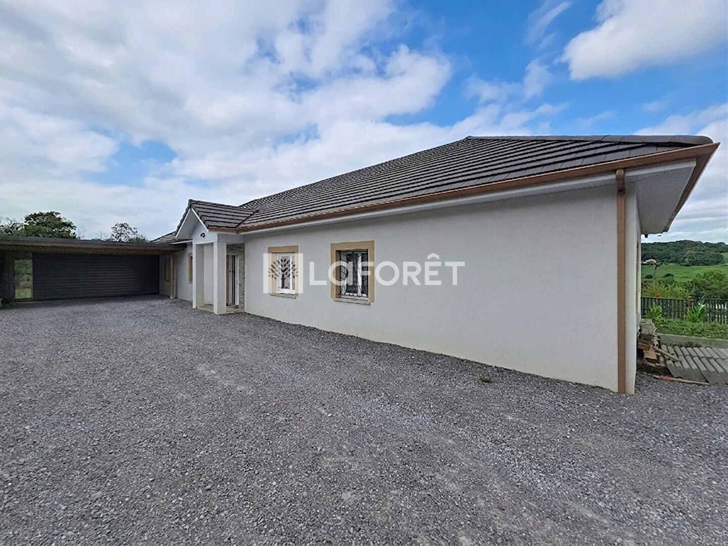 Maison à vendre, 136m², LAA MONDRANS