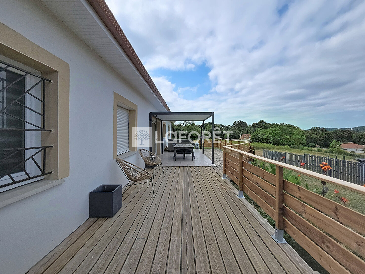 Maison à vendre, 136m², LAA MONDRANS