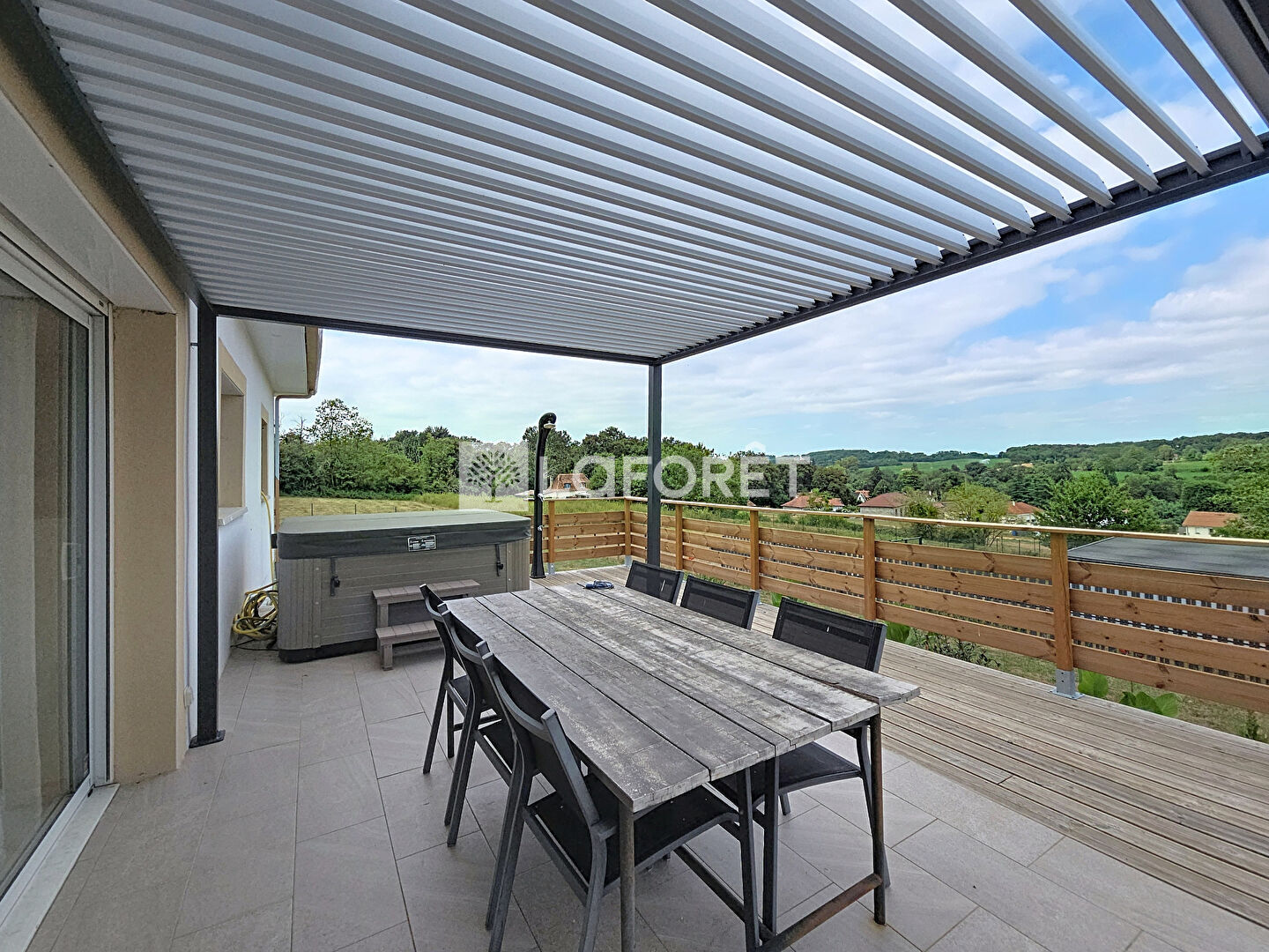 Maison à vendre, 136m², LAA MONDRANS