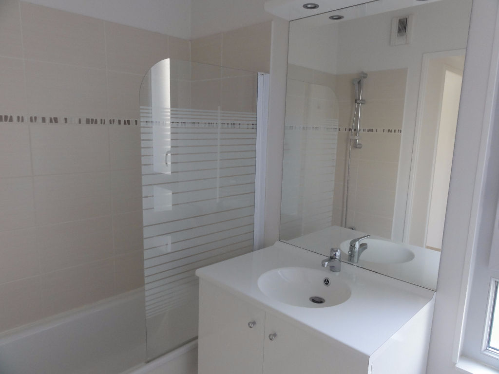 Maison à louer, 64m², OULLINS